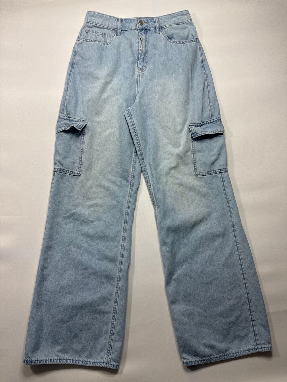 Hollister Women's Highest Rise Vintage Baggy Blue Jeans - Size 4R/5R (26x29.5)*